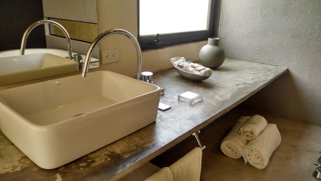 Hotel Boutique La Milagrosa Tepoztlan Room photo